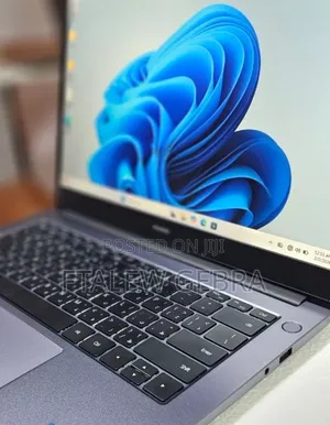 New Laptop Huawei MateBook X Pro 8GB Intel Core I5 SSD 512GB