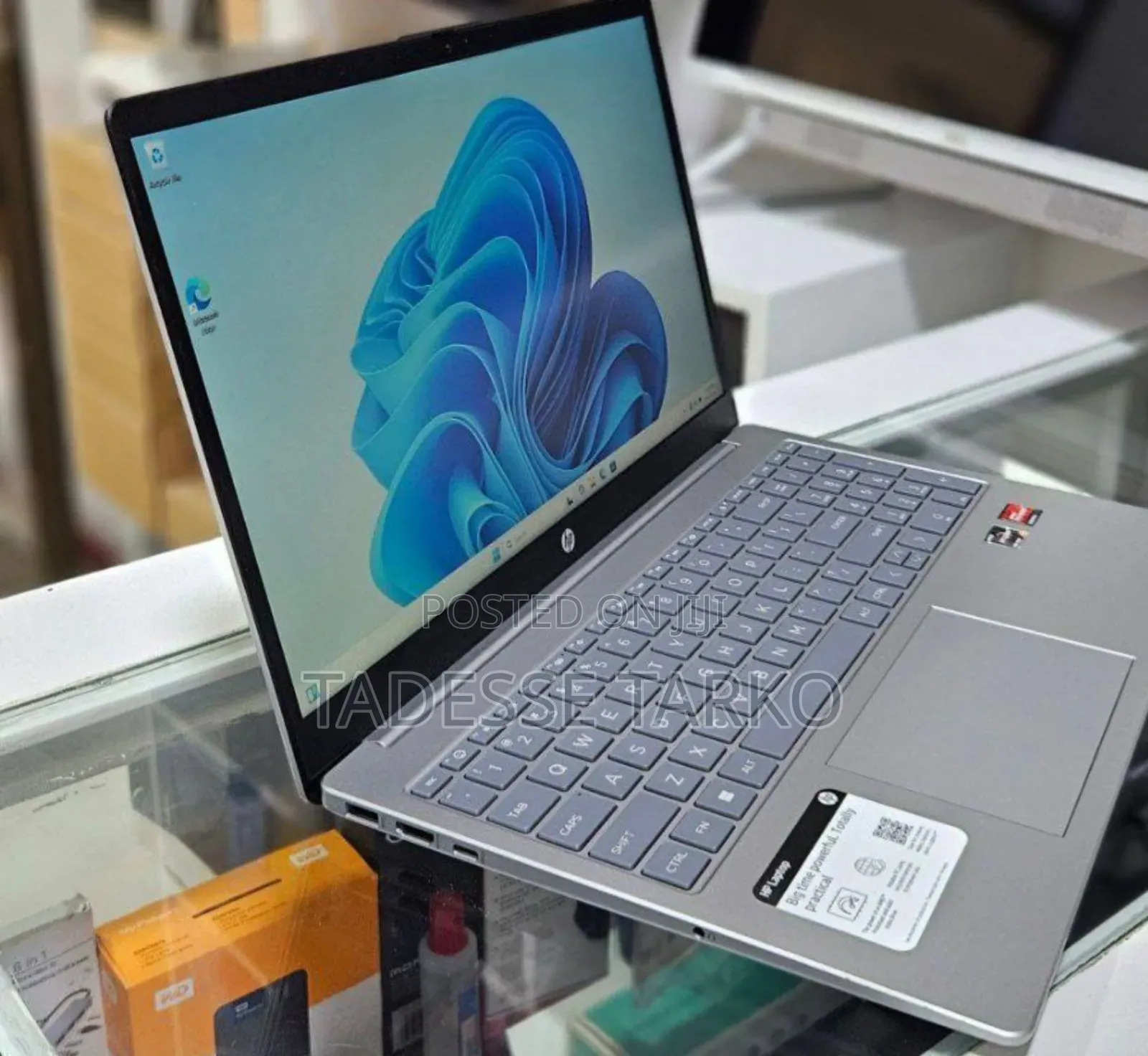 New Laptop HP Stream Notebook 16GB AMD Ryzen 5 SSD 256GB