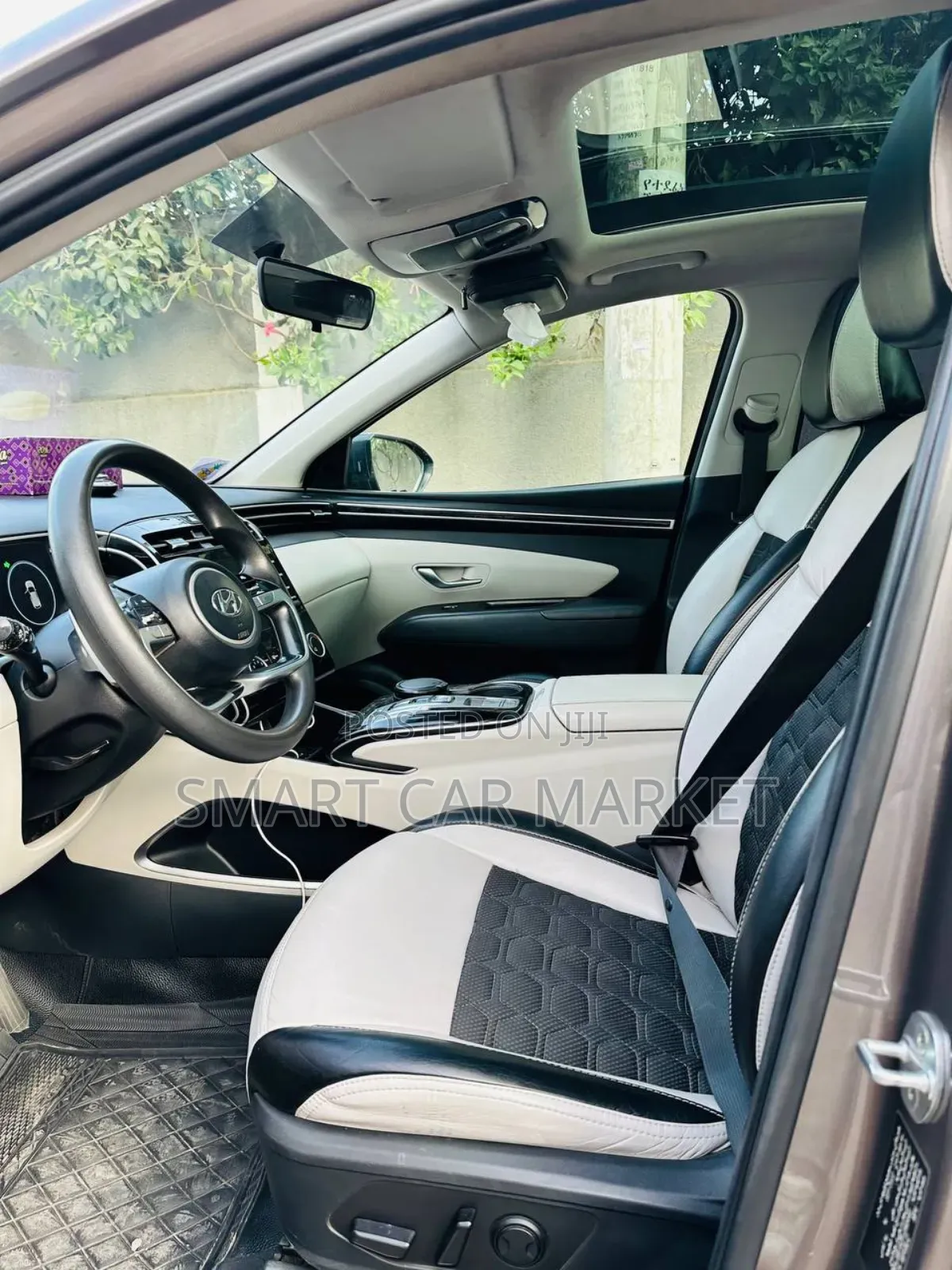 Hyundai Tucson 2022 Brown