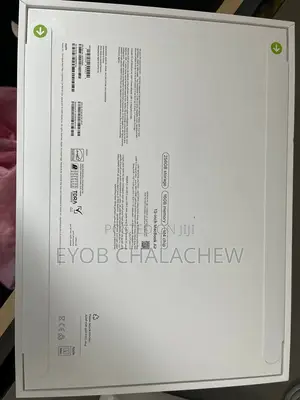 New Laptop Apple MacBook Air 2025 M4 13-Inch 16GB Apple M4 SSD 256GB