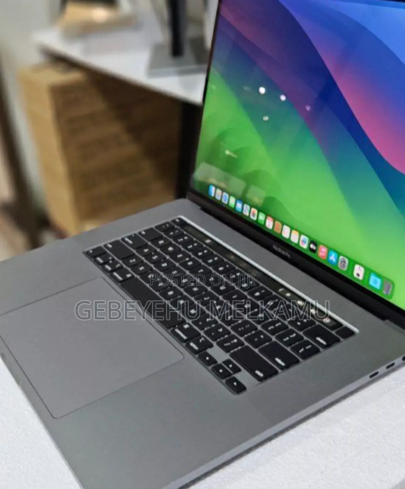 New Laptop Apple MacBook Pro 16GB Intel Core I9 SSD 1T