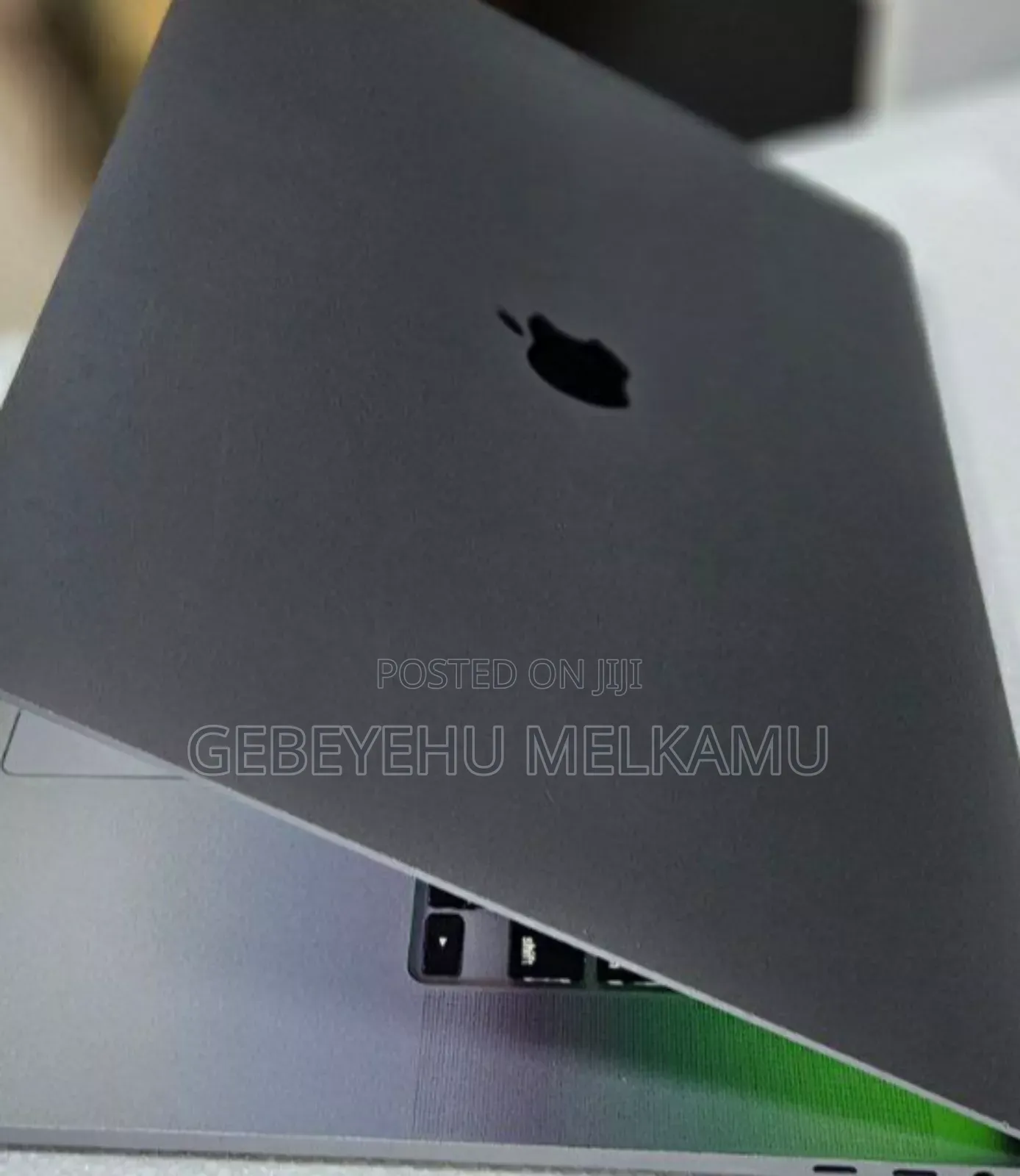 New Laptop Apple MacBook Pro 16GB Intel Core I9 SSD 1T