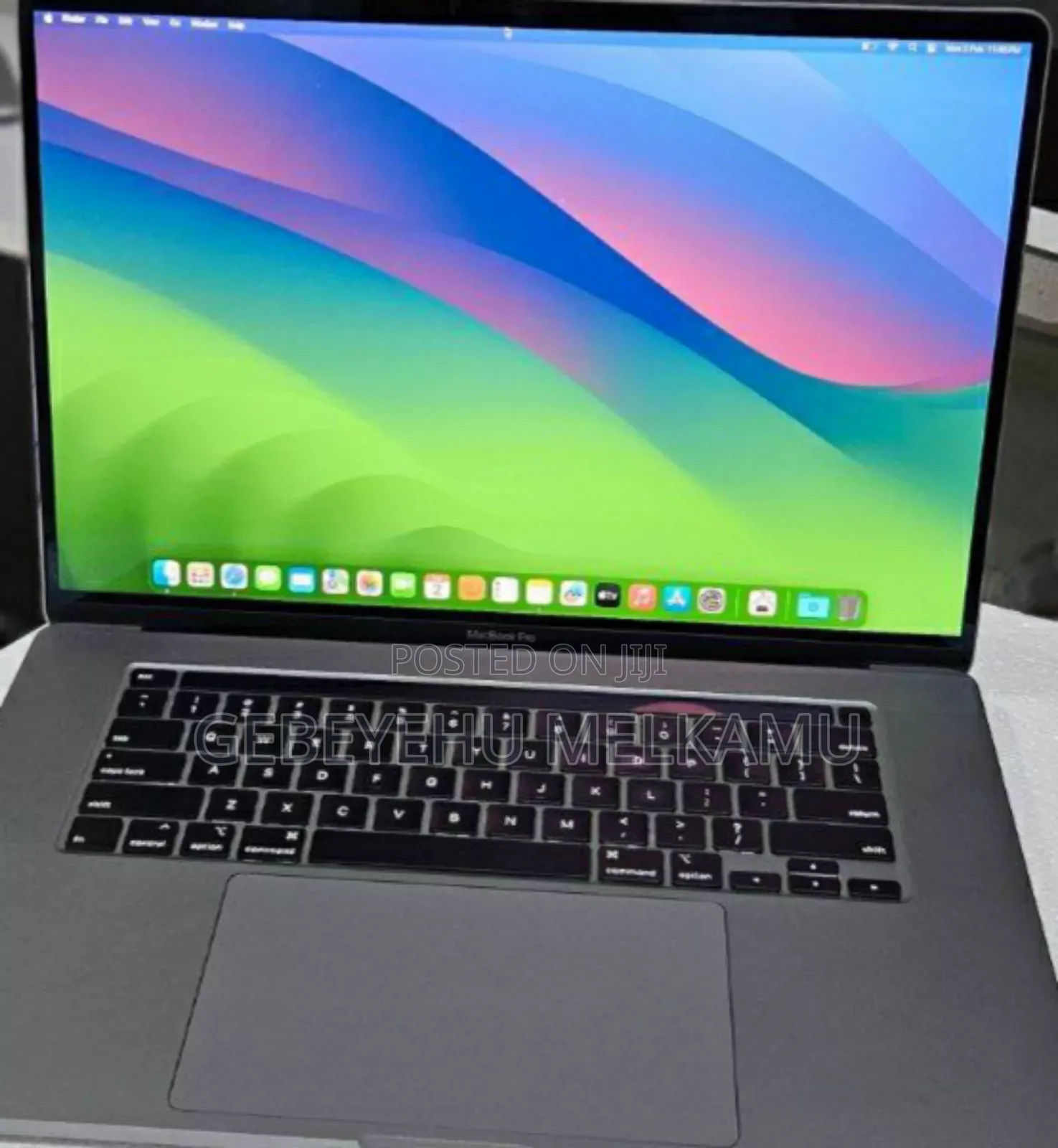 New Laptop Apple MacBook Pro 16GB Intel Core I9 SSD 1T
