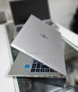 New Laptop HP EliteBook 840 G8 16GB Intel Core I5 SSD 512GB
