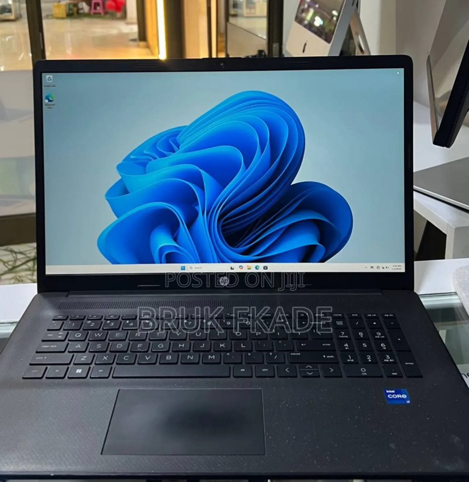 New Laptop HP Stream Notebook 12GB Intel Core I7 SSD 512GB