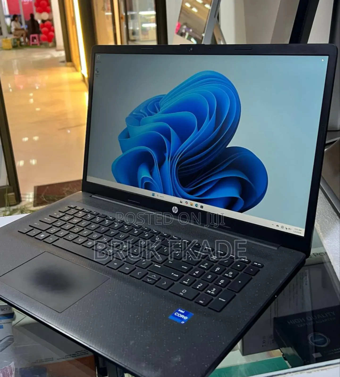 New Laptop HP Stream Notebook 12GB Intel Core I7 SSD 512GB