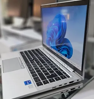 New Laptop HP EliteBook 840 G8 16GB Intel Core I7 SSD 512GB