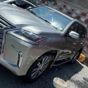 Lexus LX 2016 Gray