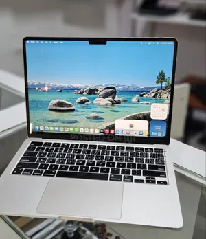 New Laptop Apple MacBook Air 2022 M2 8GB Apple M2 SSD 256GB