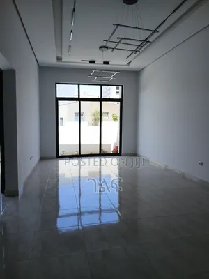 3bdrm Villa in ሰሚትፍየል ቤት አካባቢ በካረታ, Bole for sale