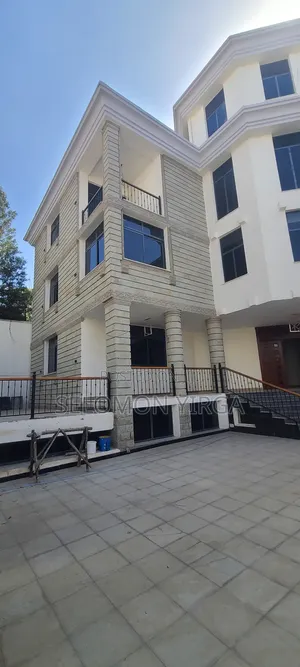 የሚከራይ ቢሮ ፎቅ