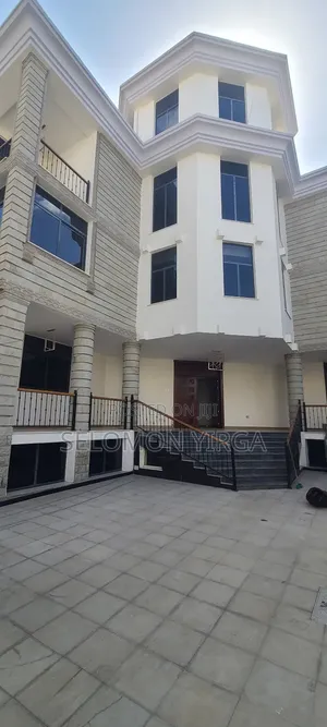 የሚከራይ ቢሮ ፎቅ