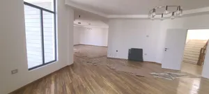 የሚከራይ ቢሮ ፎቅ