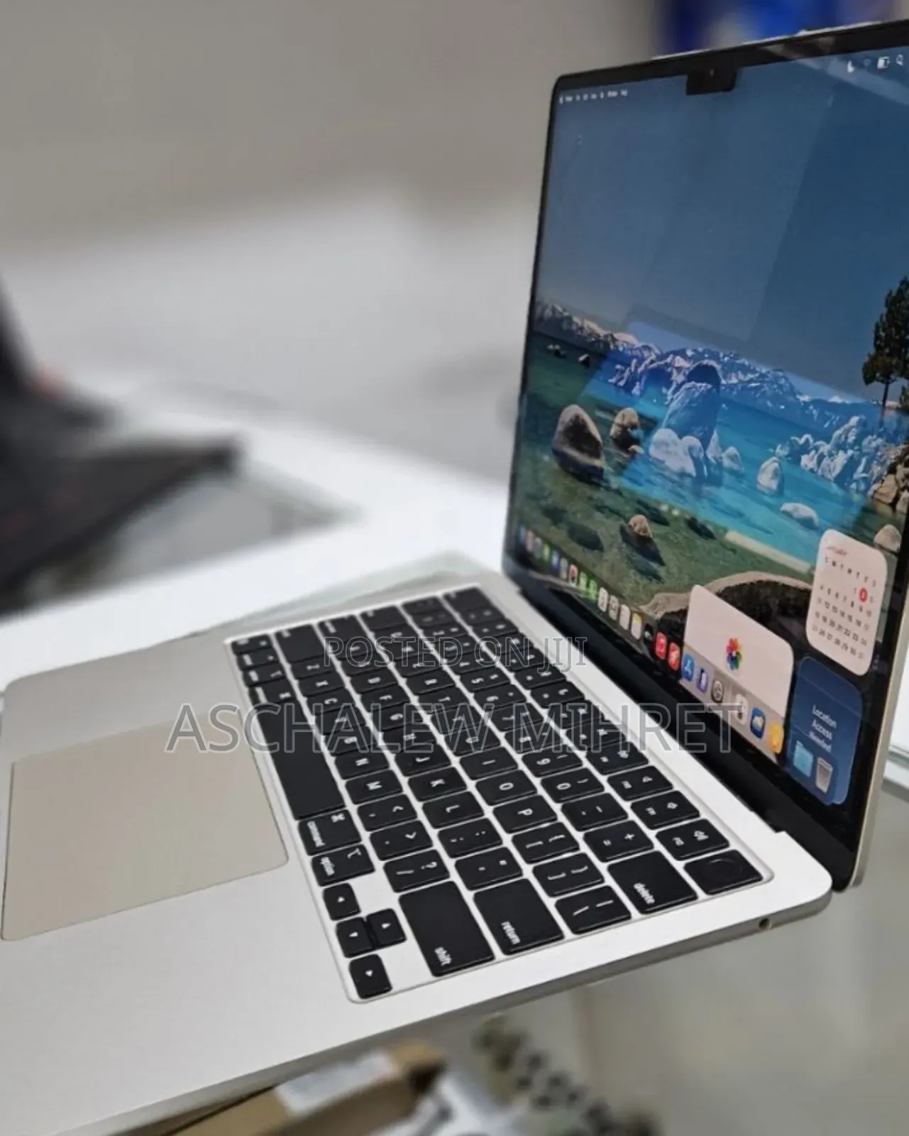 New Laptop Apple MacBook Air 2022 M2 8GB Apple M2 SSD 256GB