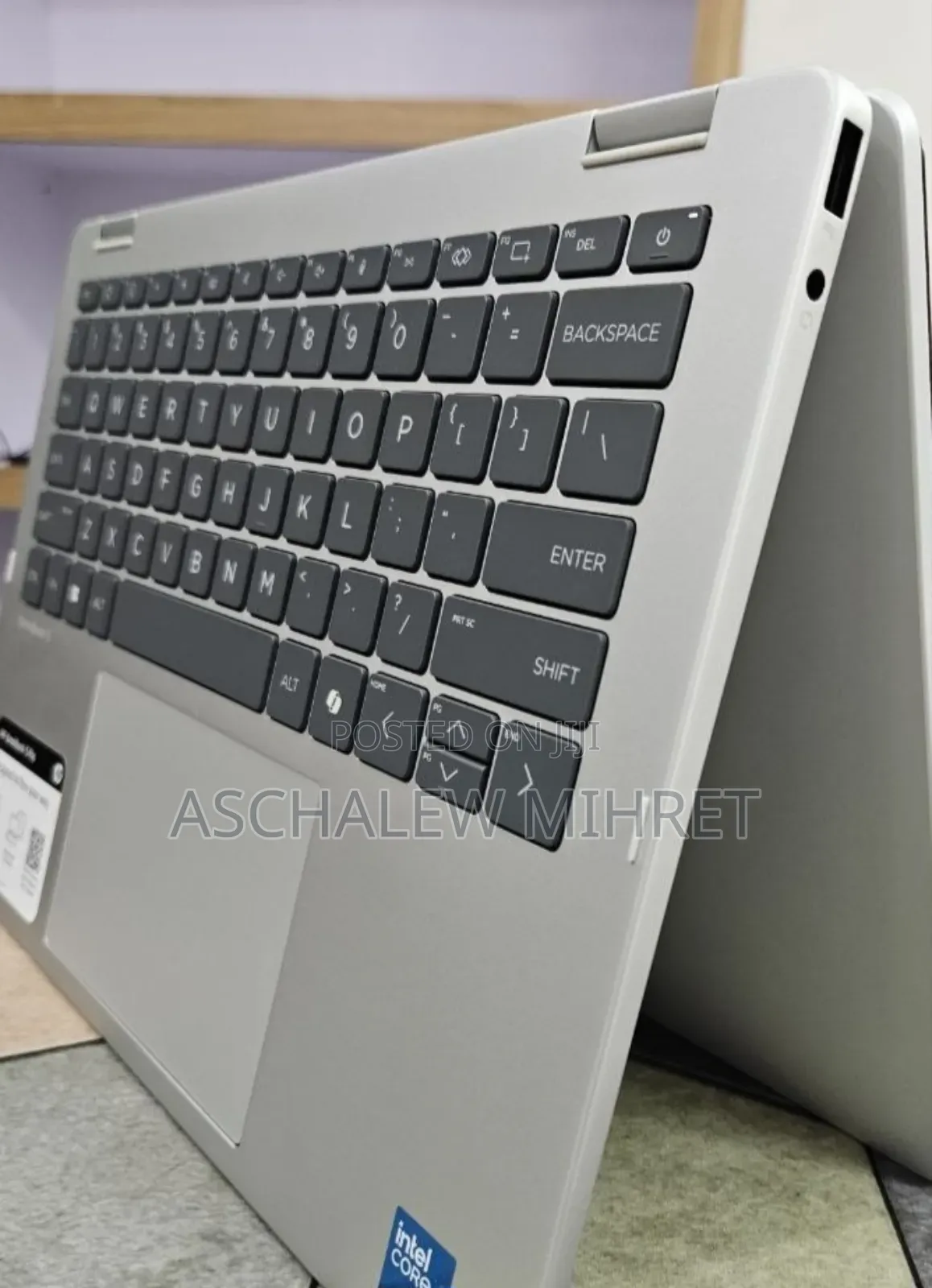 New Laptop HP OmniBook 5 14" 16GB Intel Core 7 SSD 512GB