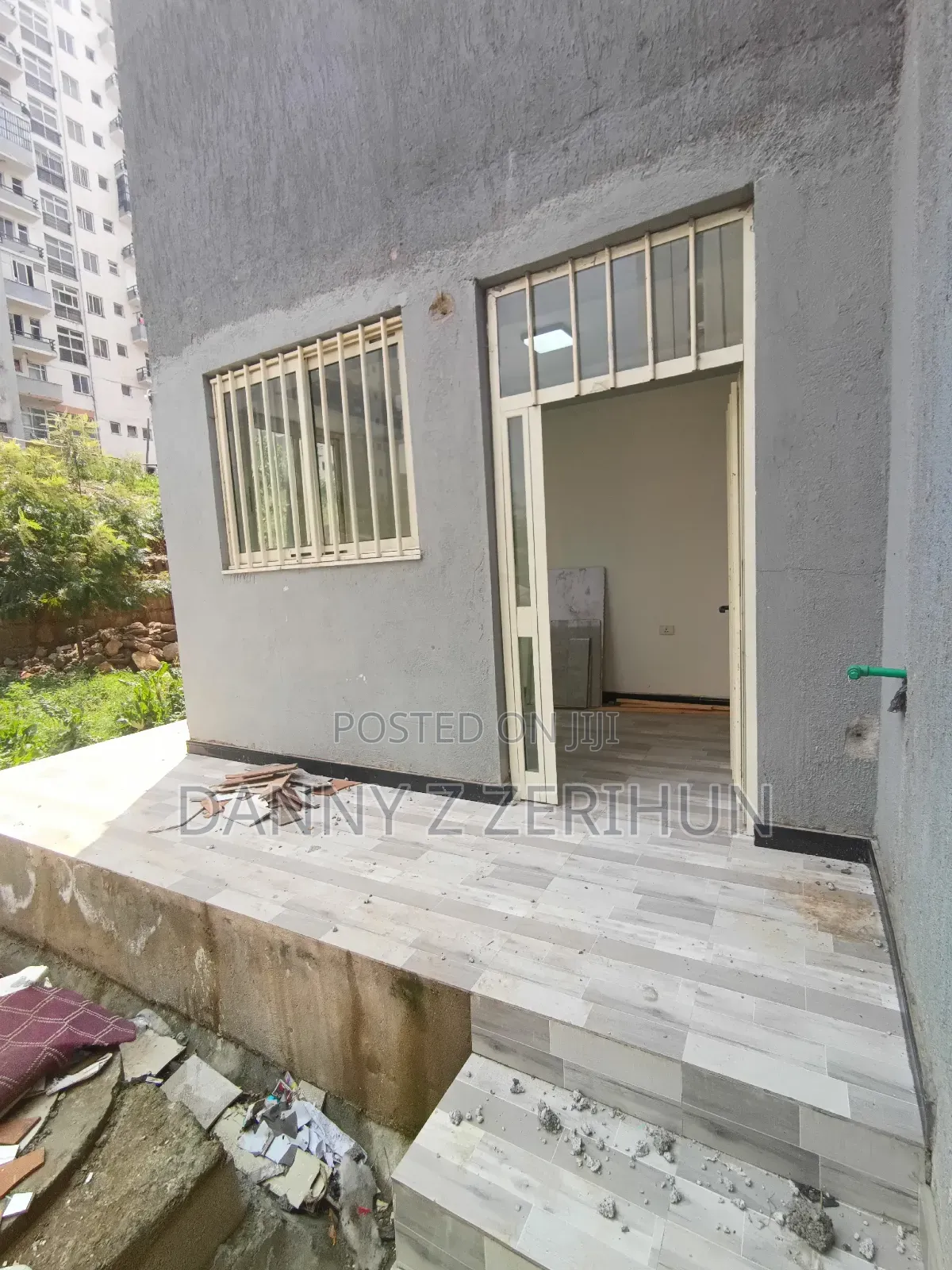 2bdrm Condo in Meri Condominium For, Bole for rent