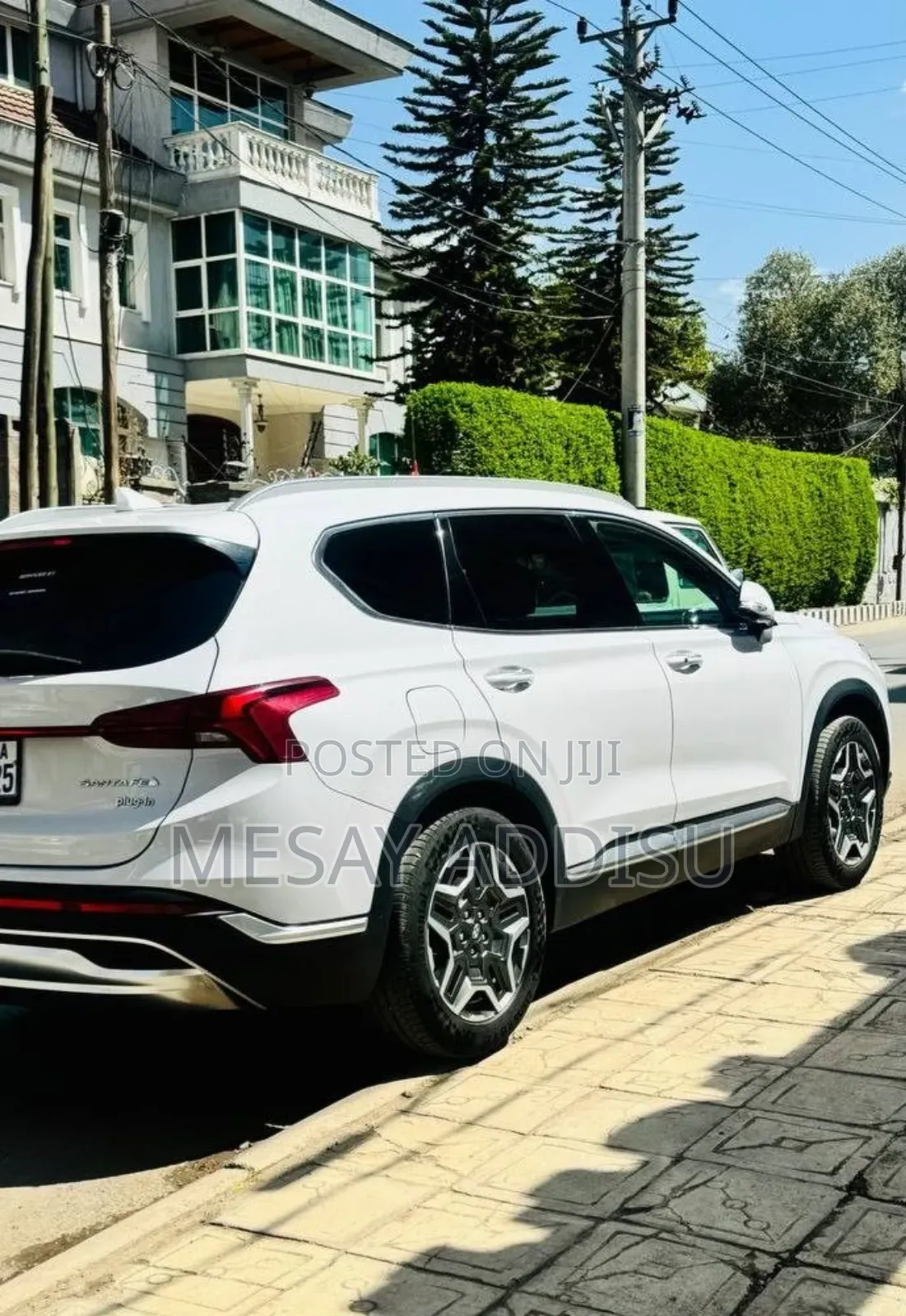 Hyundai Santa Fe Hybrid 2023 White