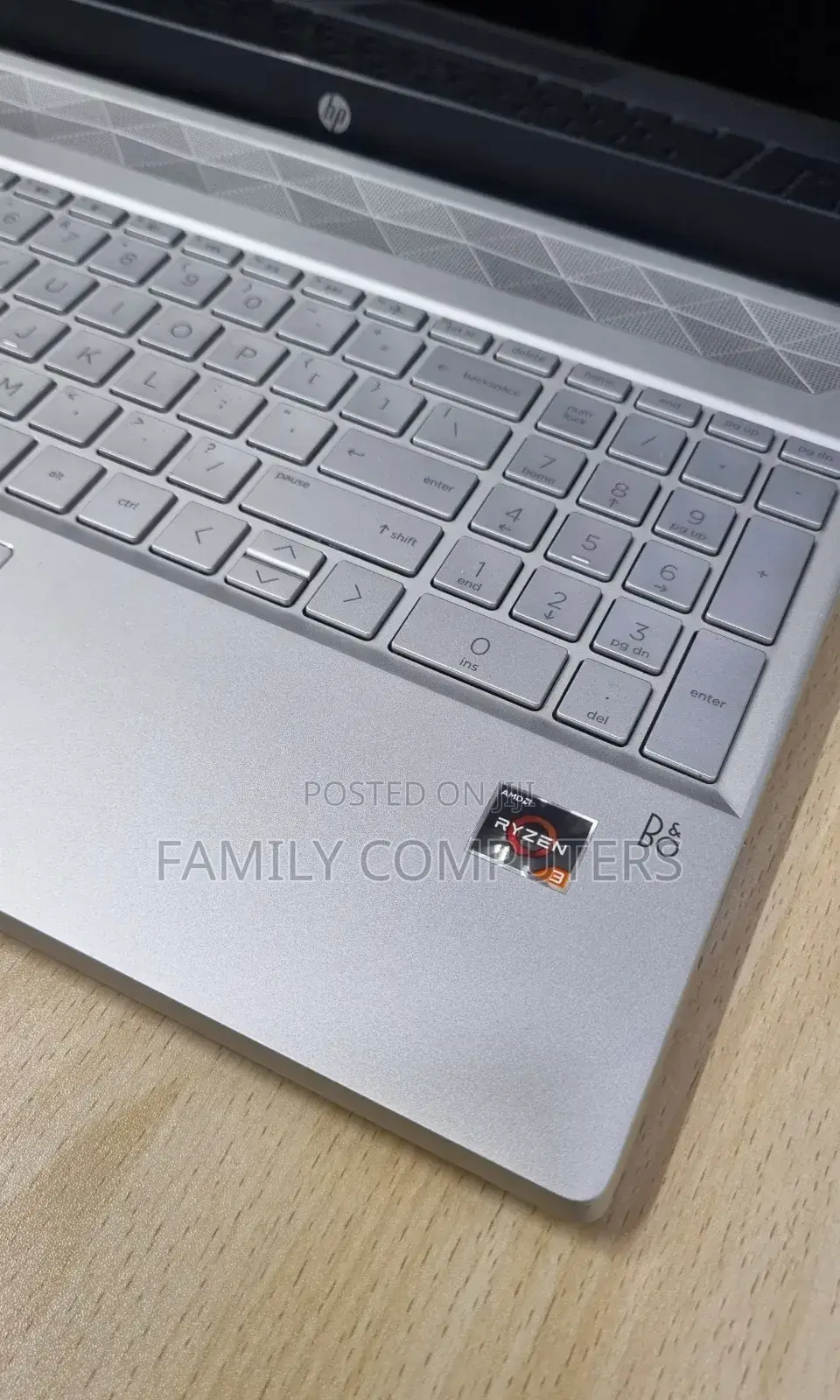 New Laptop HP Pavilion 15 8GB AMD Ryzen 3 SSD 256GB