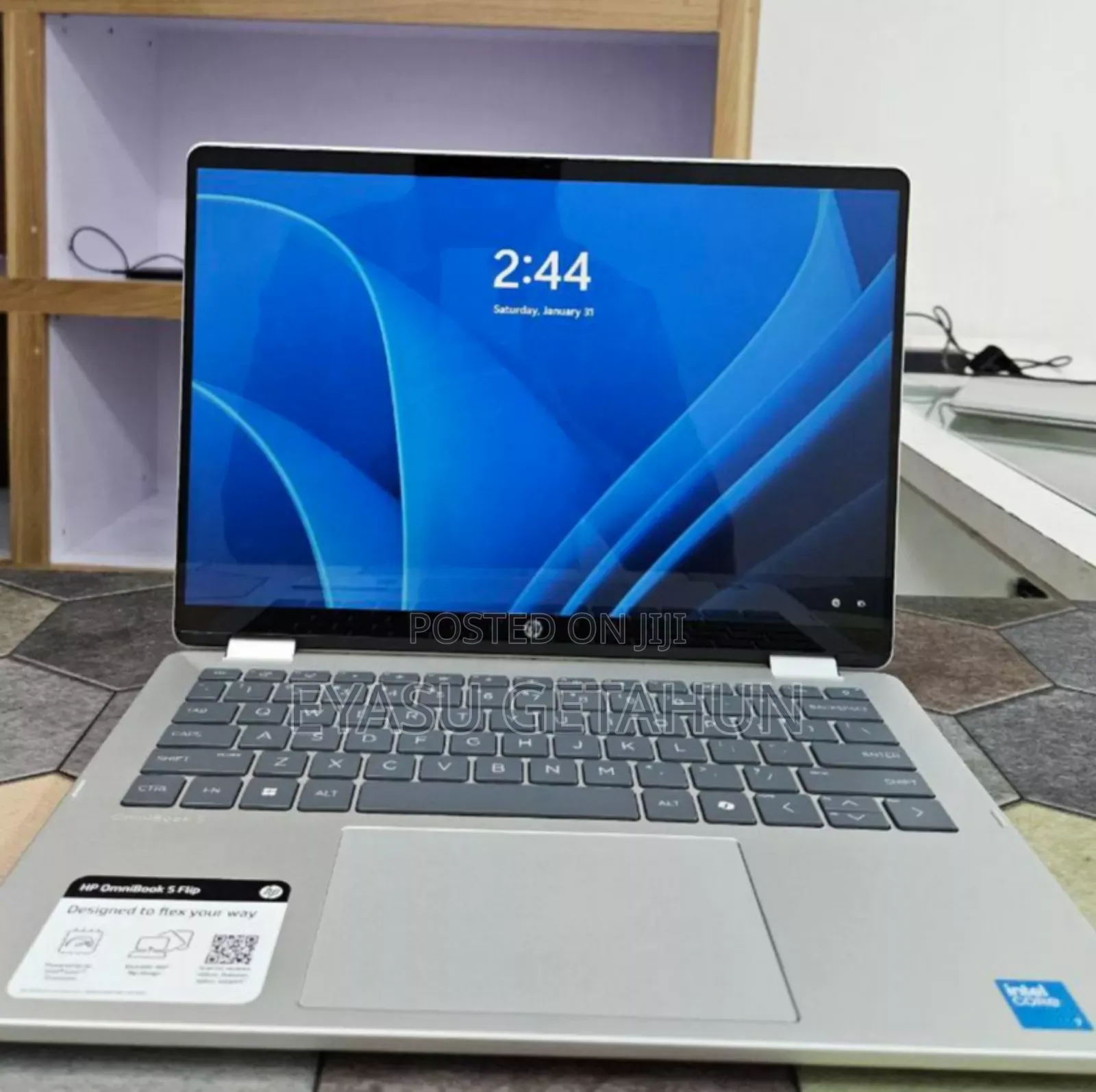 New Laptop HP OmniBook 5 Flip 14-Fp0023dx 16GB Intel Core 7 SSD 512GB