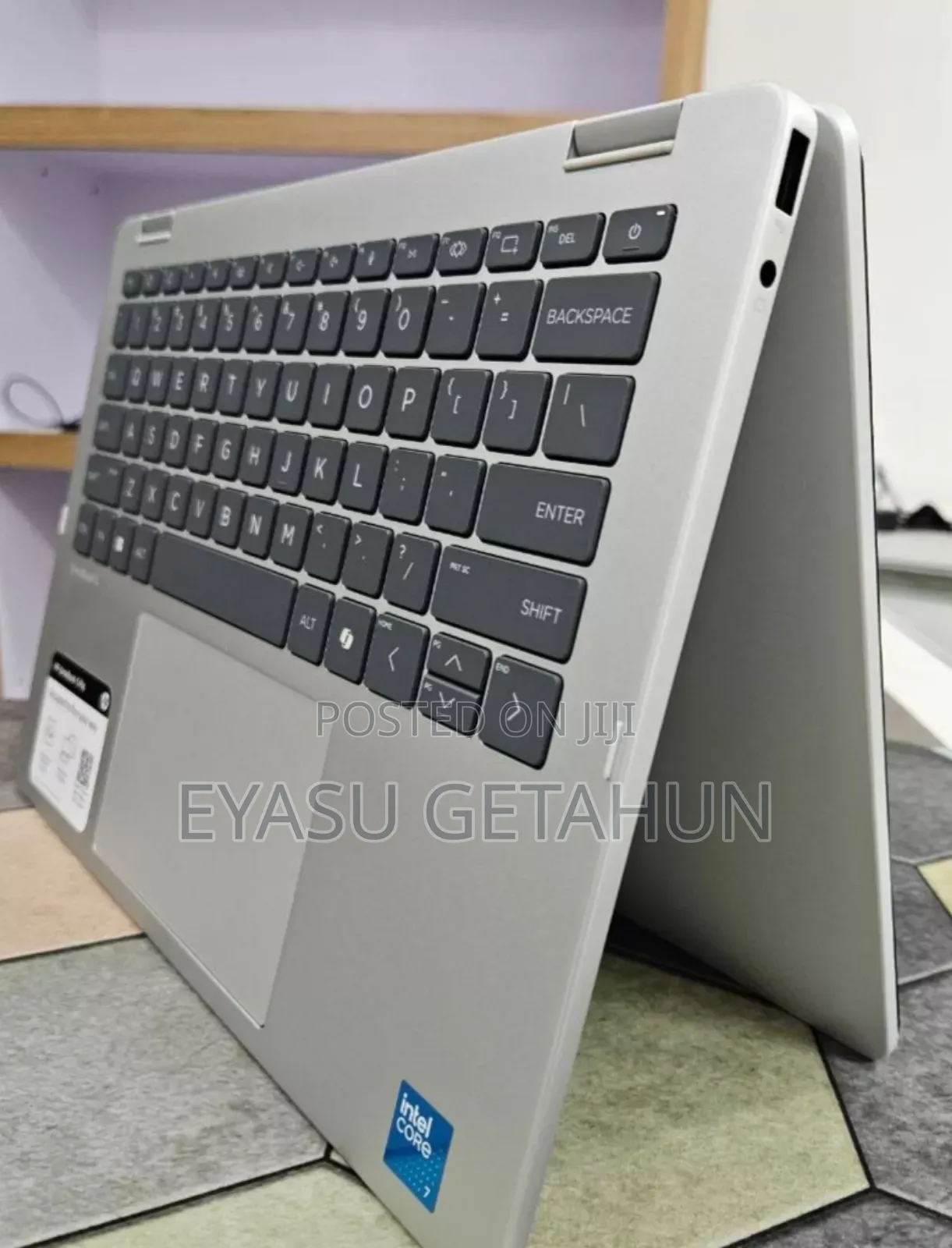 New Laptop HP OmniBook 5 Flip 14-Fp0023dx 16GB Intel Core 7 SSD 512GB