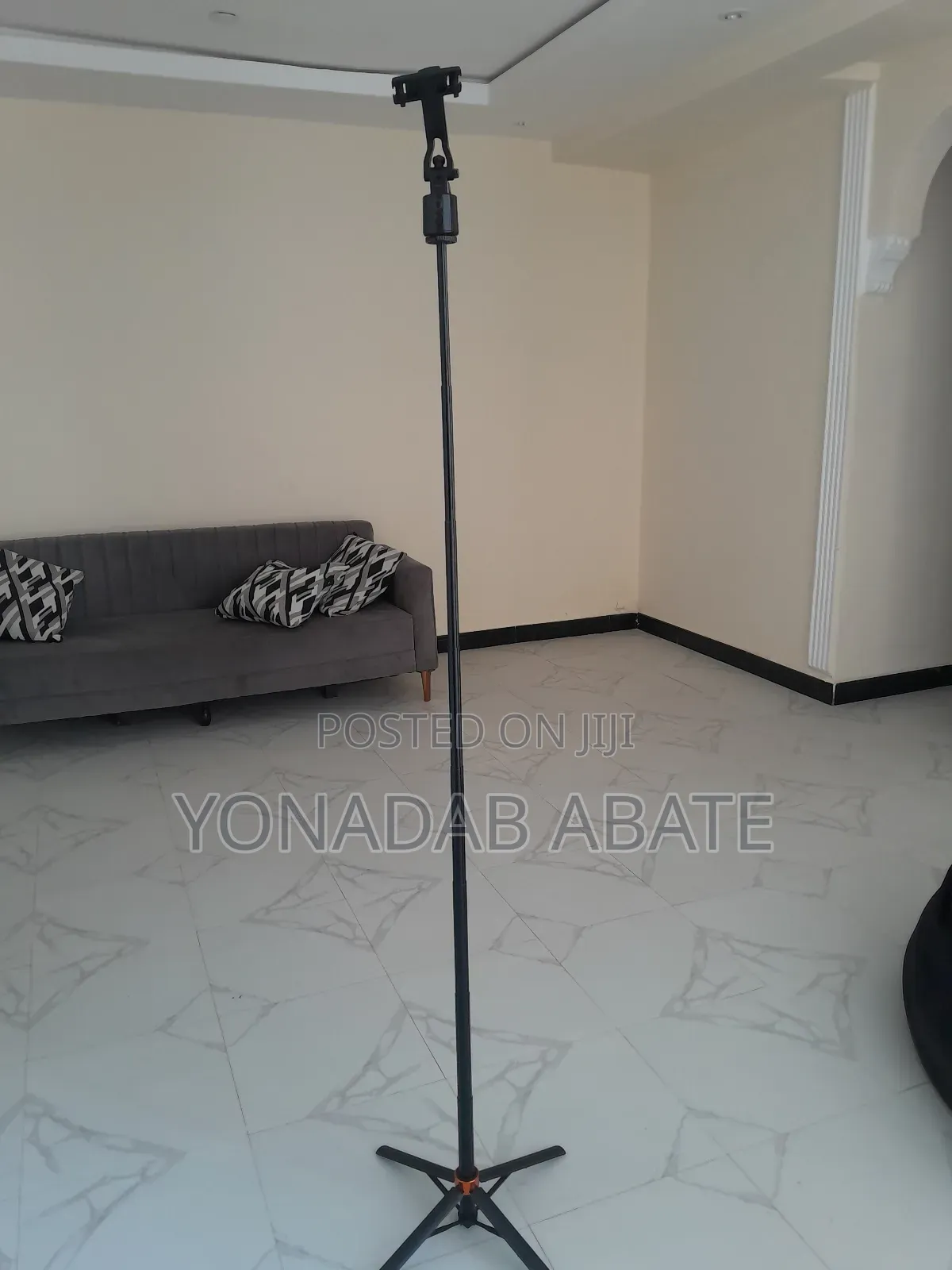 Q13 Smart Ai Tracking Selfie Stick Tripod