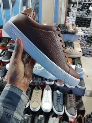 ቆንጆ Oirgnl Shose Kefelgu Yihaw