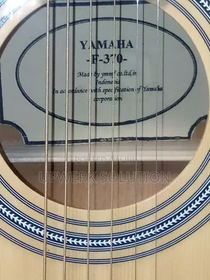 Original Yamaha F370 Guitar!