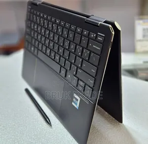 New Laptop HP Spectre X360 16GB Intel Core I7 SSD 1T