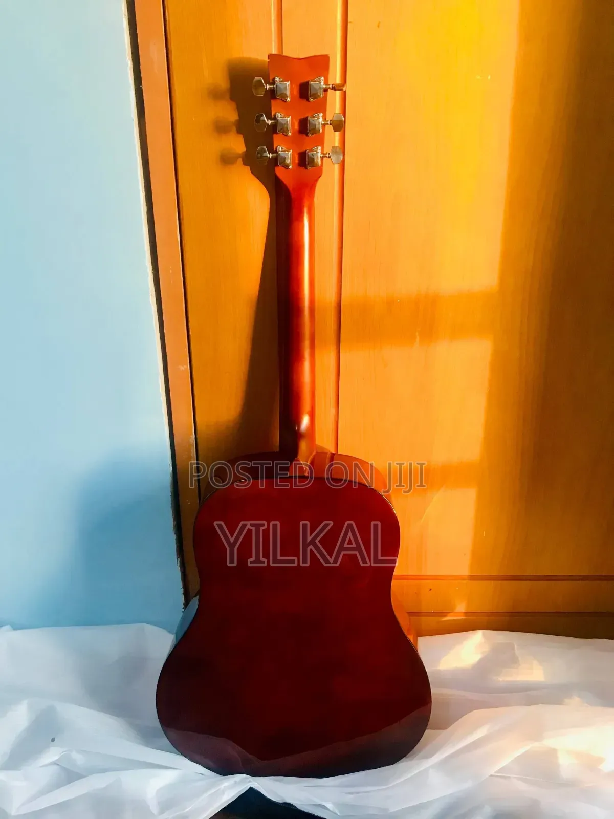 Yamaha F310 Guitar