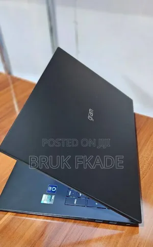 New Laptop LG Gram 15.6 16GB Intel Core I7 SSD 1T