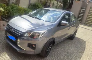 Mitsubishi Attrage 2021 Gray