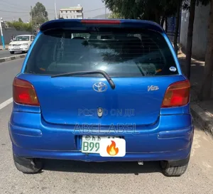 Toyota Vitz 2003 Blue