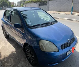 Toyota Vitz 2003 Blue