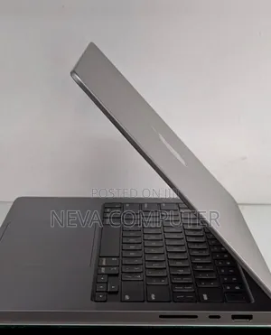 New Laptop Apple MacBook Pro M1 16GB Apple M1 Pro SSD 1T