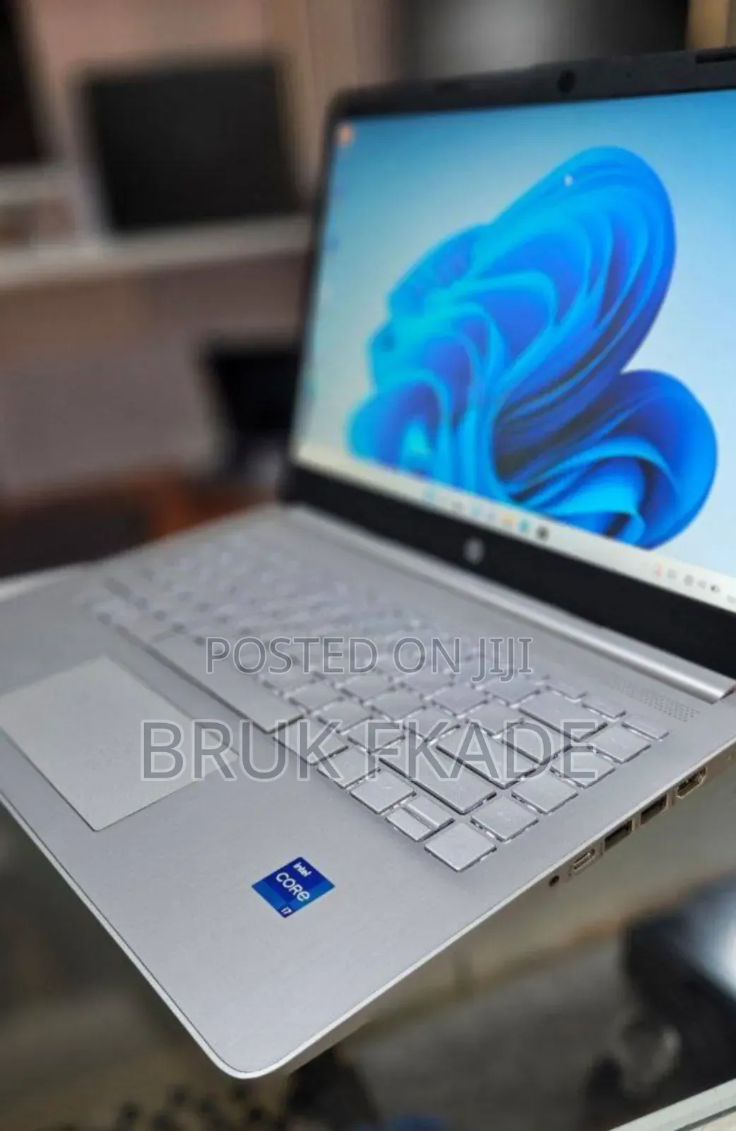 New Laptop HP Stream Notebook 8GB Intel Core I7 SSD 512GB