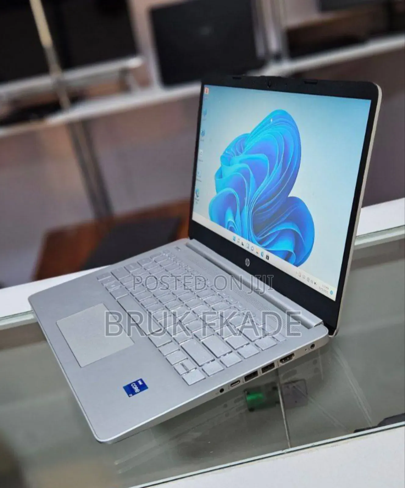 New Laptop HP Stream Notebook 8GB Intel Core I7 SSD 512GB