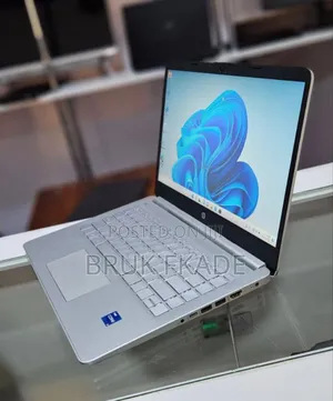 New Laptop HP Stream Notebook 8GB Intel Core I7 SSD 512GB