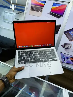 New Laptop Apple MacBook Pro M1 32GB Apple M1 Pro SSD 512GB