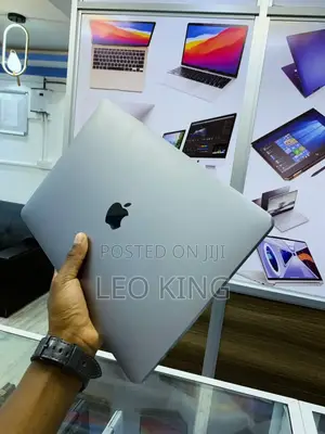 New Laptop Apple MacBook Pro M1 32GB Apple M1 Pro SSD 512GB