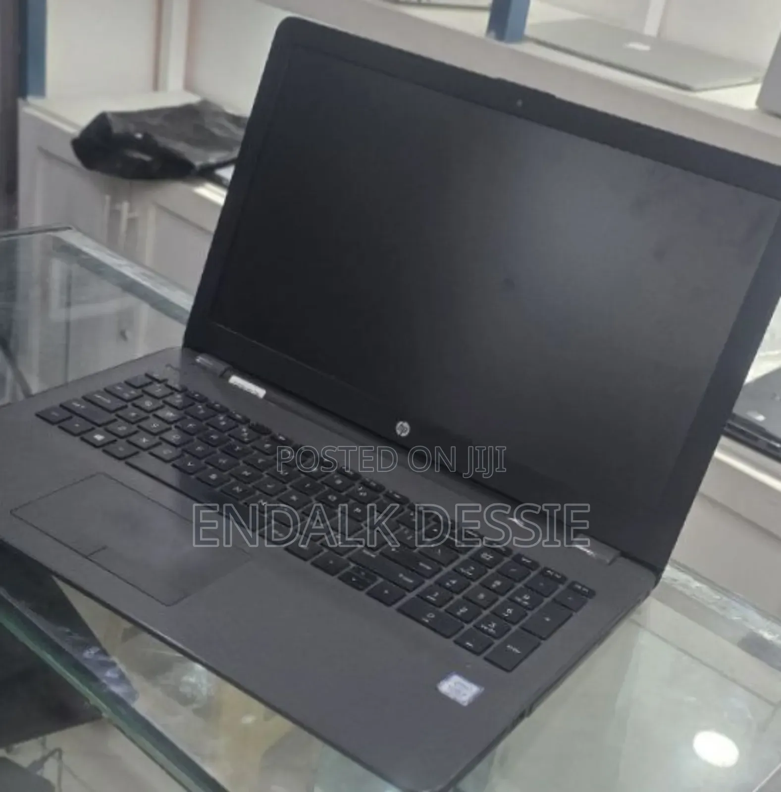 New Laptop HP 8GB Intel Core I3 HDD 1T