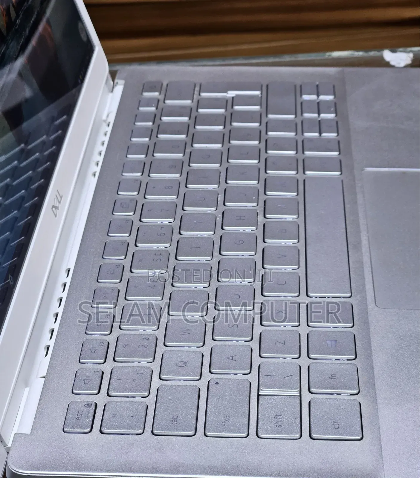 New Laptop Dell Inspiron 15 8GB Intel Core I7 SSD 256GB
