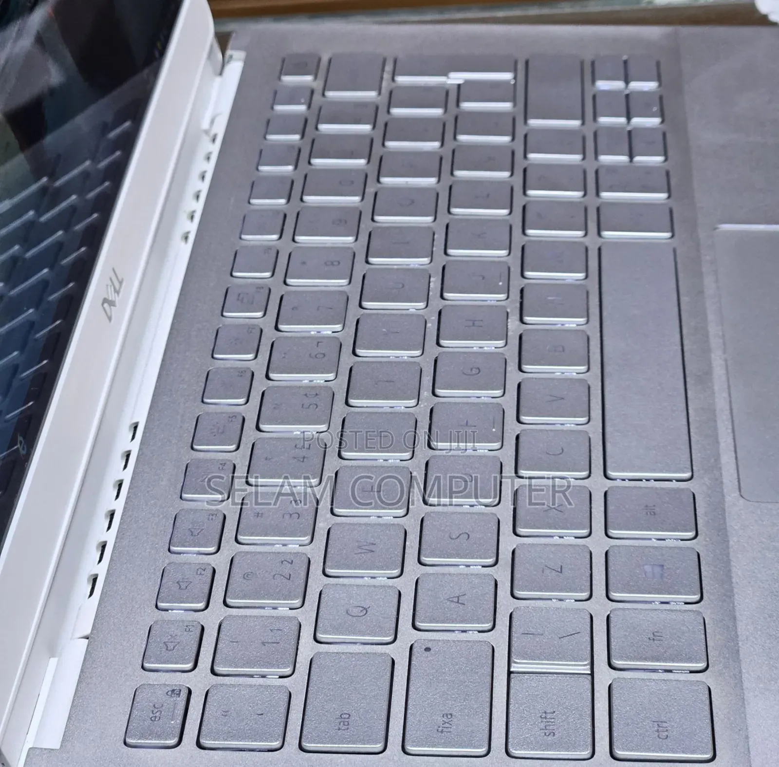New Laptop Dell Inspiron 15 8GB Intel Core I7 SSD 256GB