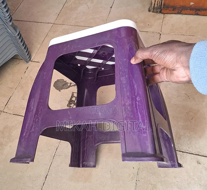 Top Covered Rectangular Mini Plastic Chair