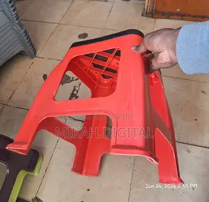 Top Covered Rectangular Mini Plastic Chair