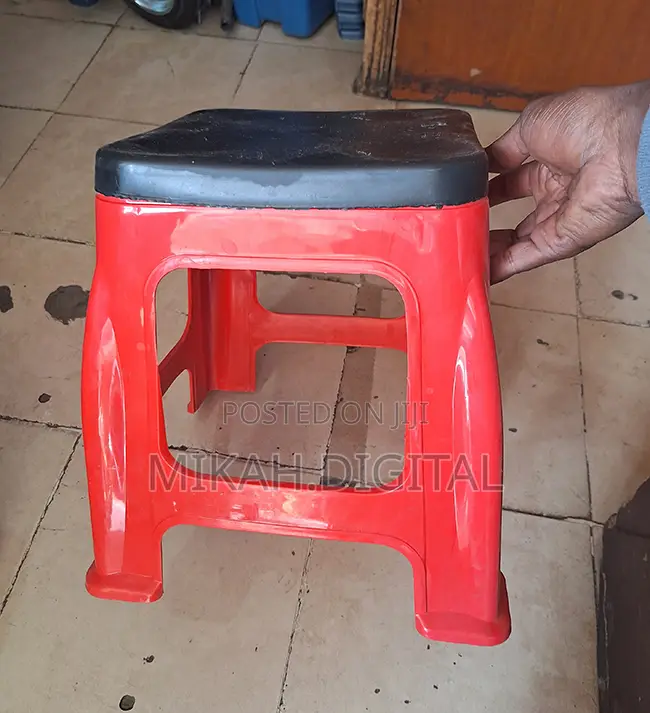 Top Covered Rectangular Mini Plastic Chair