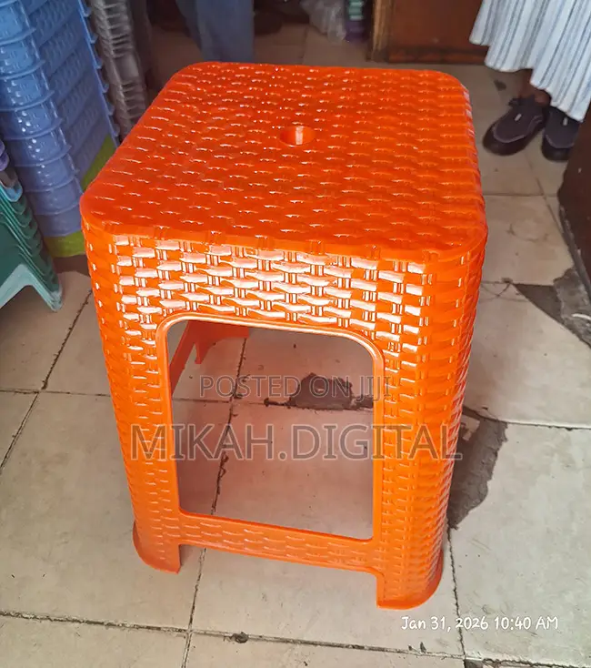 Patterned Rectangular Mini Plastic Chair