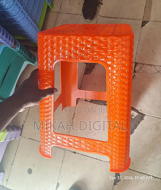Patterned Rectangular Mini Plastic Chair