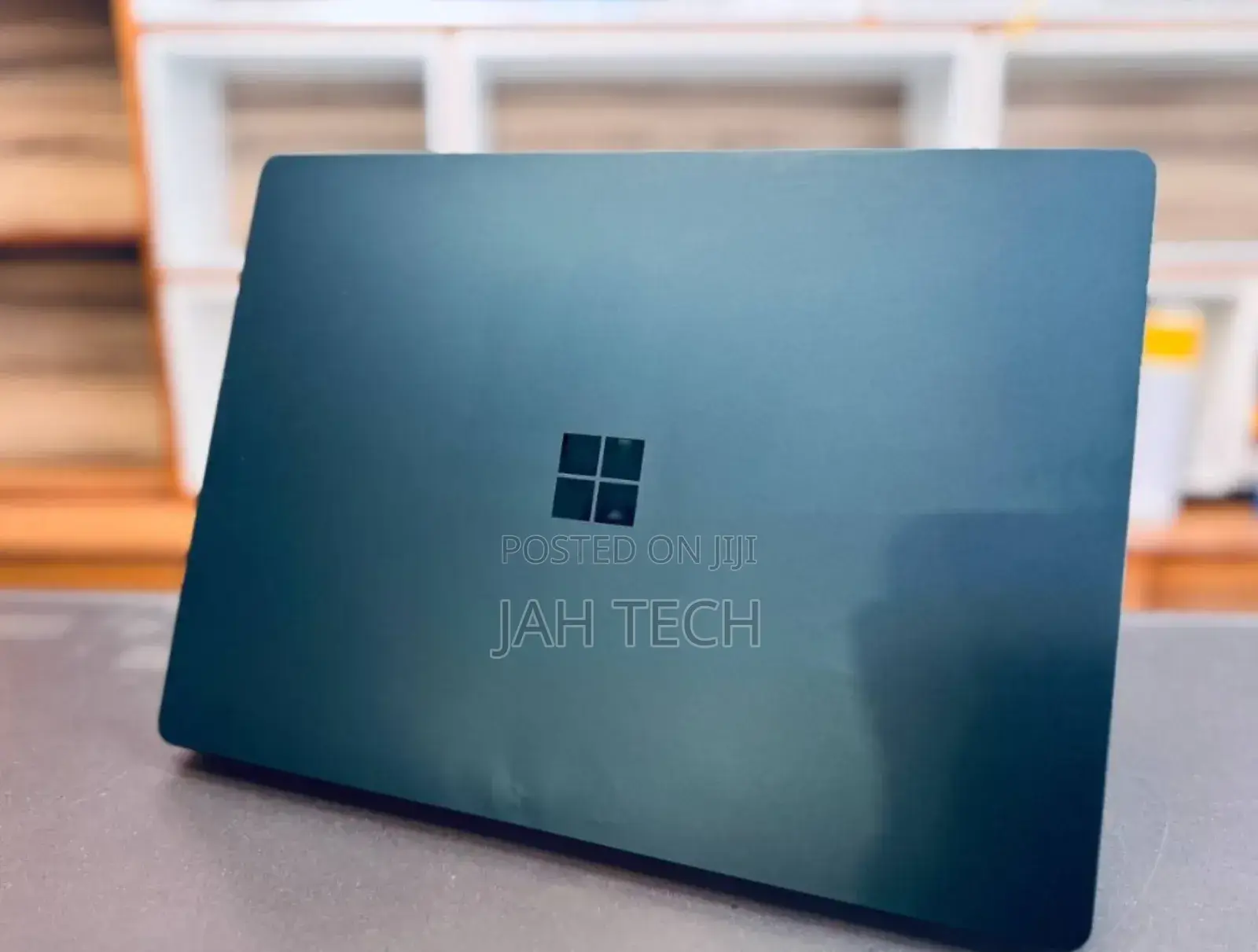 New Laptop Microsoft Surface 16GB Intel Core I7 SSD 256GB