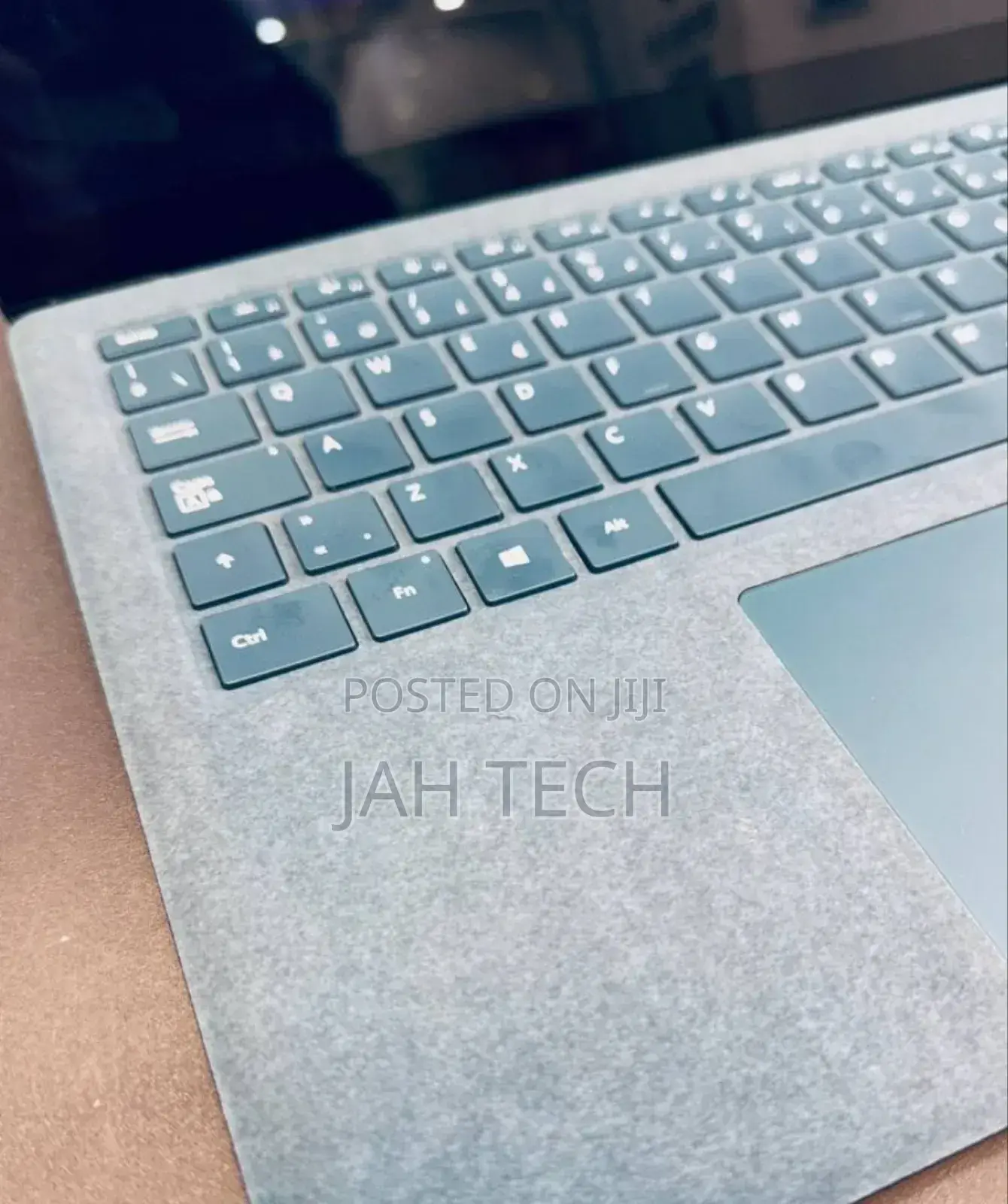 New Laptop Microsoft Surface 16GB Intel Core I7 SSD 256GB