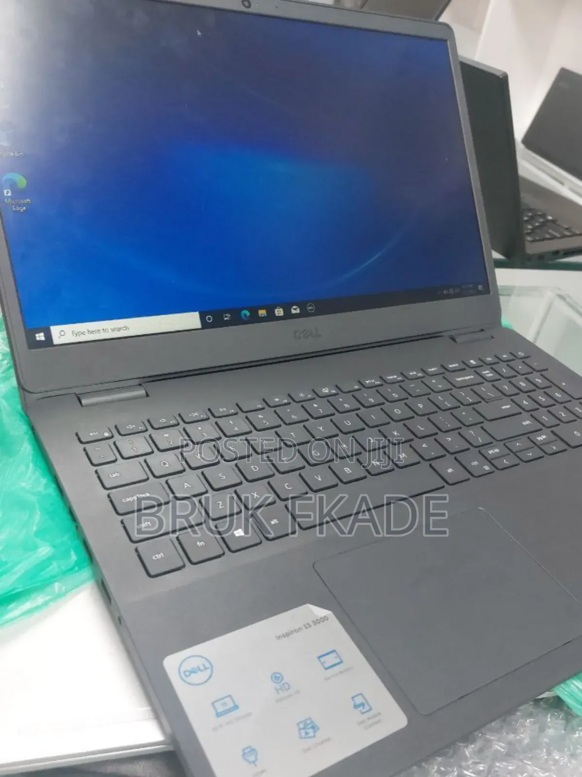 New Laptop Dell Pro 14 8GB AMD Ryzen 5 SSD 256GB